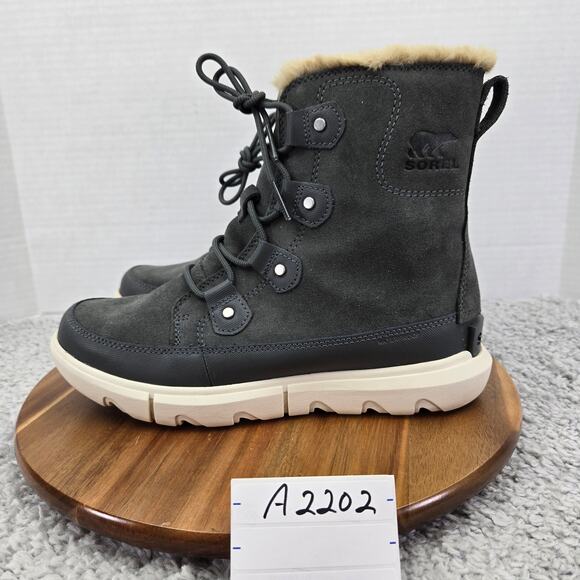 Sorel Explorer II Joan Gray Leather Waterproof Faux Fur Winter Boot Womens 9.5 - Picture 1 of 15